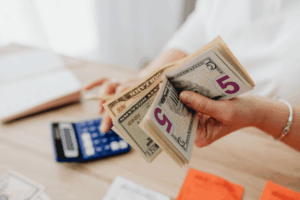 How to Maximumize your Savings with Low Interest Rates: Finding personalized loan offers and personalized savings. Comprehensive Guide for improving your credit and saving money